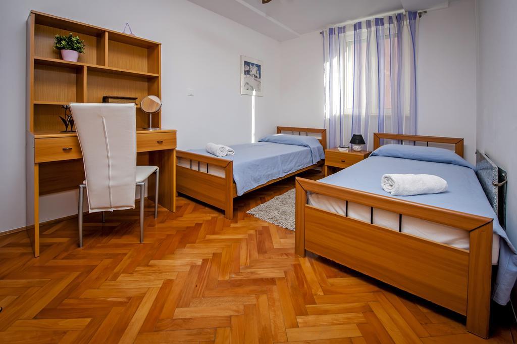 Rm Apartment Pusta روفينج المظهر الخارجي الصورة