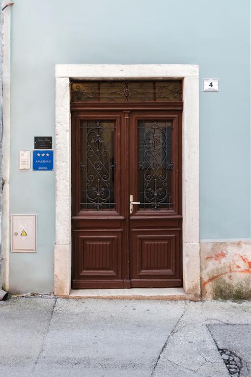 Rm Apartment Pusta روفينج المظهر الخارجي الصورة