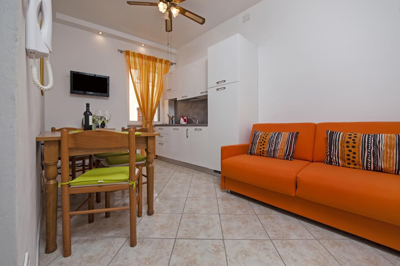 Rm Apartment Pusta روفينج المظهر الخارجي الصورة
